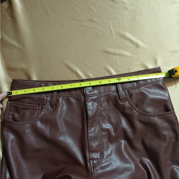 Abercrombie & Fitch Curve Leather 90s Straight Pants-Ultra High Rise Size 32/14 - Picture 4 of 16